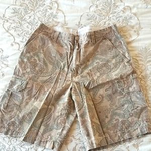 34 W paisley shorts